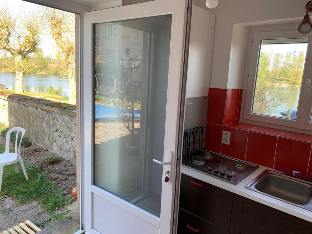 Gite De La Tour Saint-Pierre-de-Boeuf Eksteriør billede